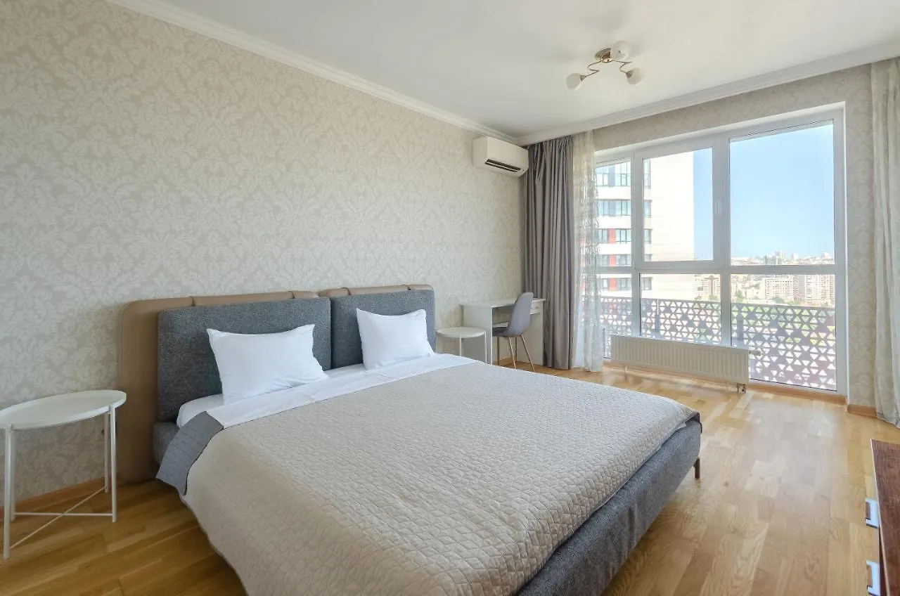 Petrovdom 41B-59B-90B-77B Stunning City View Apartments At Rc Kvartet, Central Railway Station Kiev