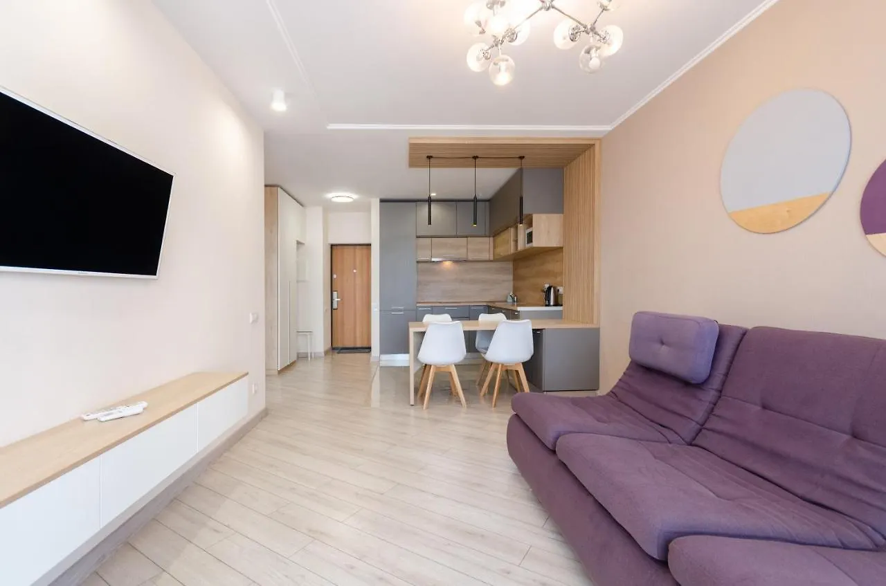 Petrovdom 41B-59B-90B-77B Stunning City View Apartments At Rc Kvartet, Central Railway Station Kiew