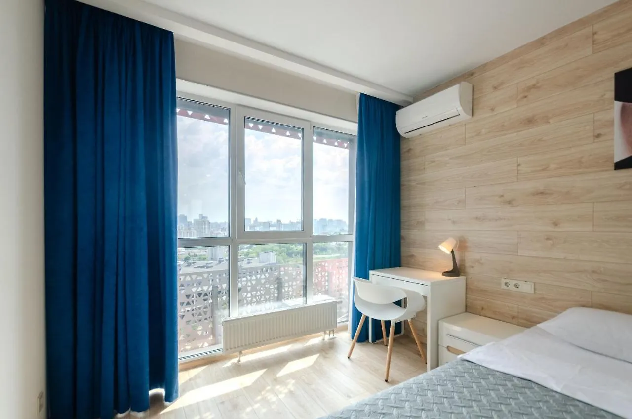 Petrovdom 41B-59B-90B-77B Stunning City View Apartments At Rc Kvartet, Central Railway Station Kiew
