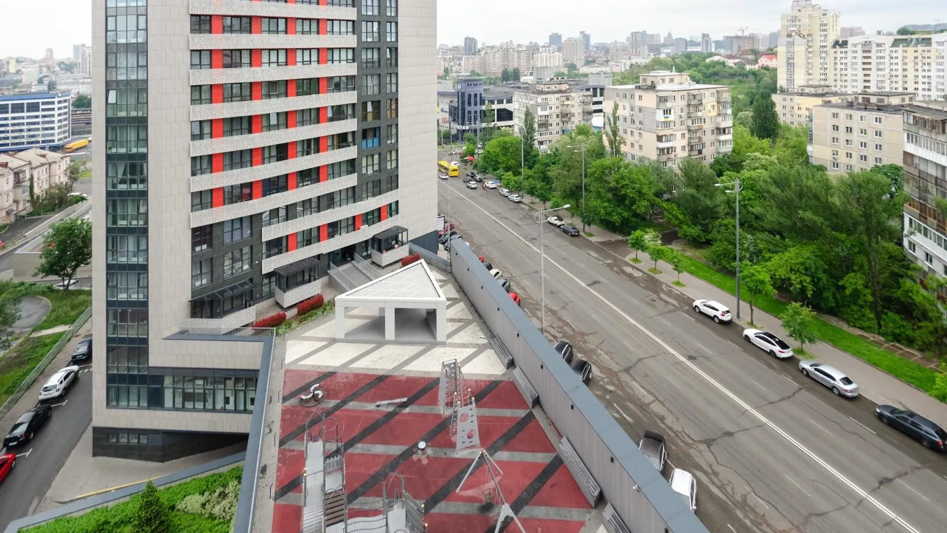 Petrovdom 41B-59B-90B-77B Stunning City View Apartments At Rc Kvartet, Central Railway Station Kiew Ukraine